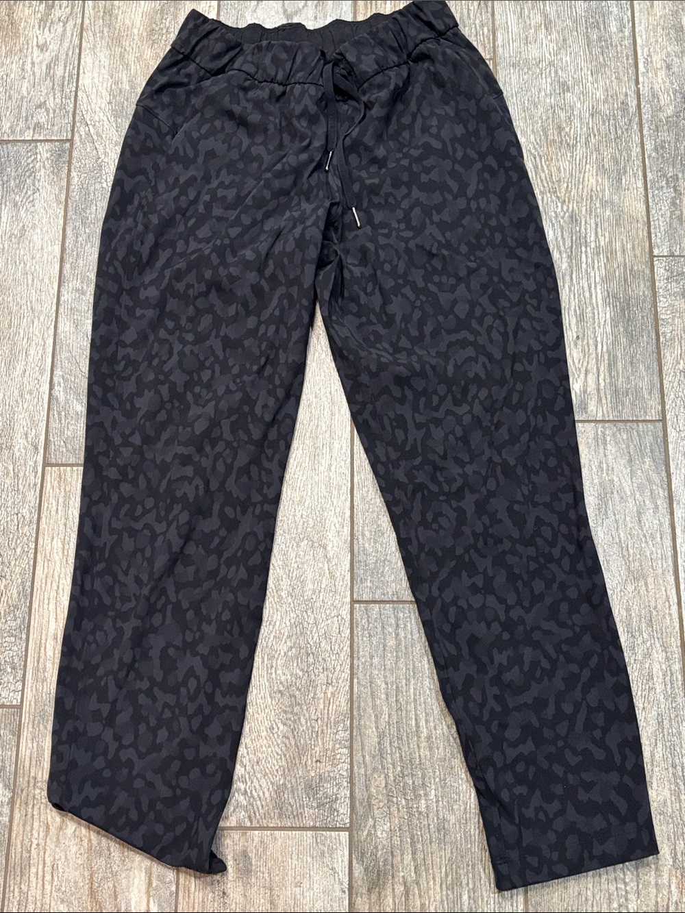 Lululemon Black Patterned Drawstring Casual Pants